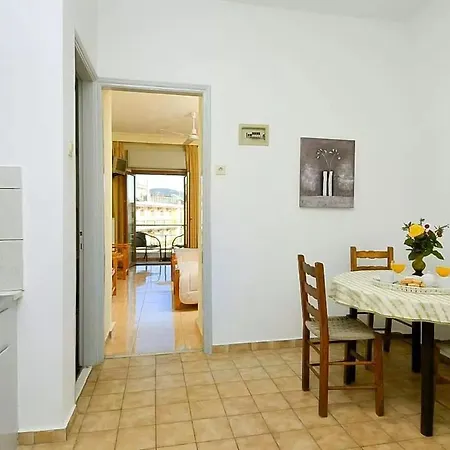 Otel Izeλa Kala Nera